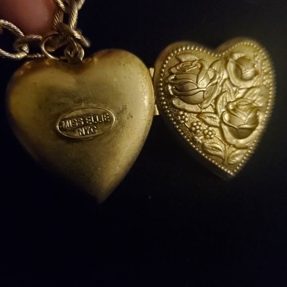 New Miss Ellie NYC Pearl Love Charm Bracelet. - Picture 5 of 16